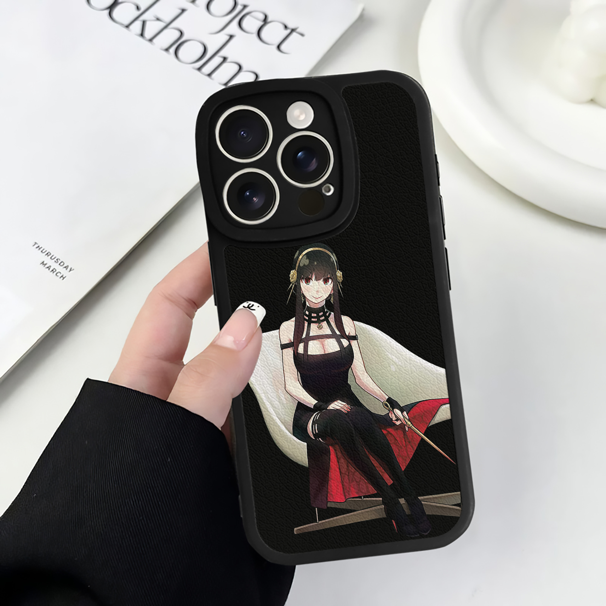 （画像用） SPY×FAMILY间谍家家酒 【iPhone 16シリーズ対応】シリコンスマホケース（レザー調） 材質：シリコン